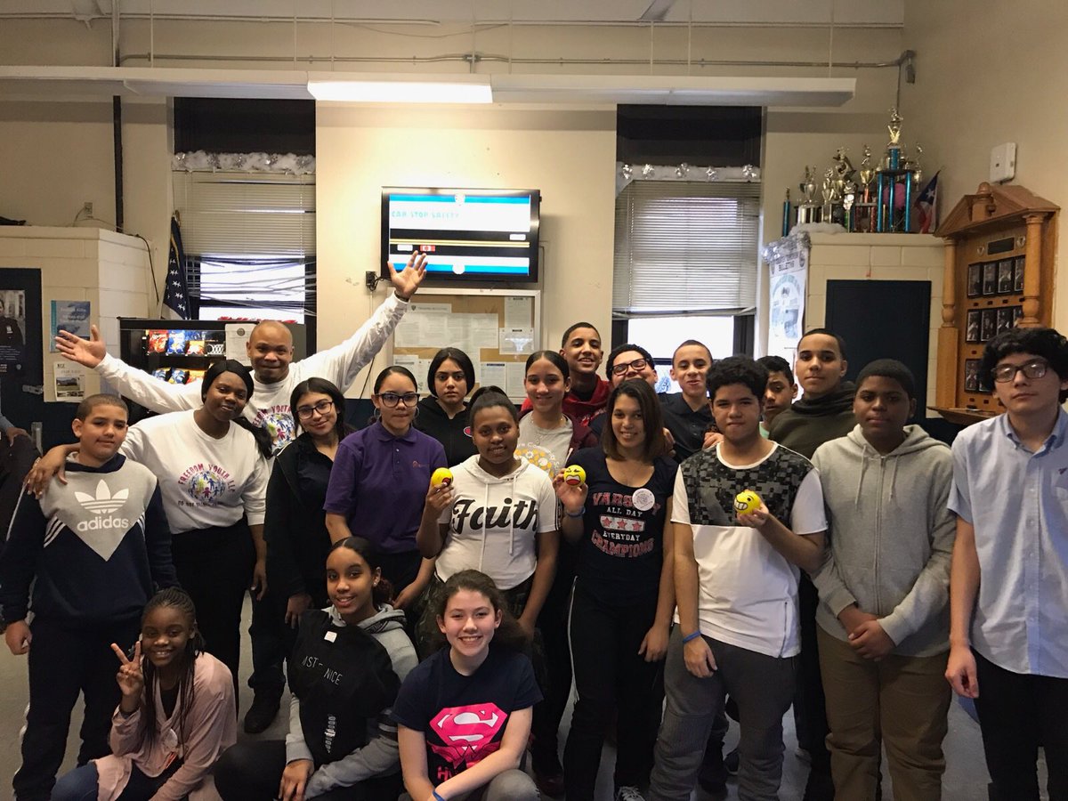 NYPD42Pct's tweet image. Our #NYPD Explorers Post 2042 learned about human trafficking and sex trafficking from Freedom Youth guest speaker Monique Riley tonight. #NYPDexplorers #NYPDconnecting #Post2042