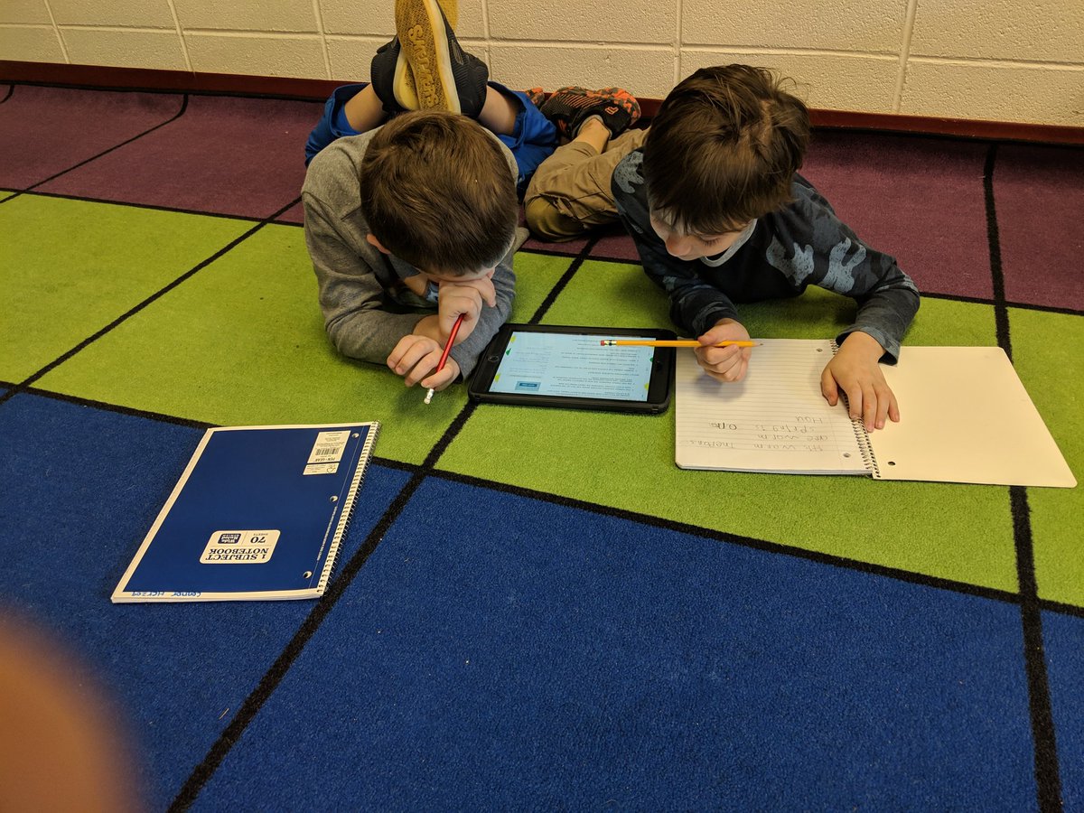 BreGolden11's tweet photo. Yesterday we had a mini research project on finding facts about Spring. Non-fiction books, online articles, and videos all helped in our research! 100% engagement 👍 Nice job, first graders! @ChannahonPride https://t.co/qBTY6tsgLm