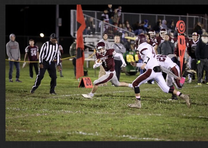 therealSS_7's tweet photo. I would like to thank @Coach_Mul and @CoachBanfield for giving me the opportunity to play at the next level‼️ I’m 100% committed🧰 @ehorn_jr @FootballAmherst @AMCAT_Football https://t.co/bIlImvW53o