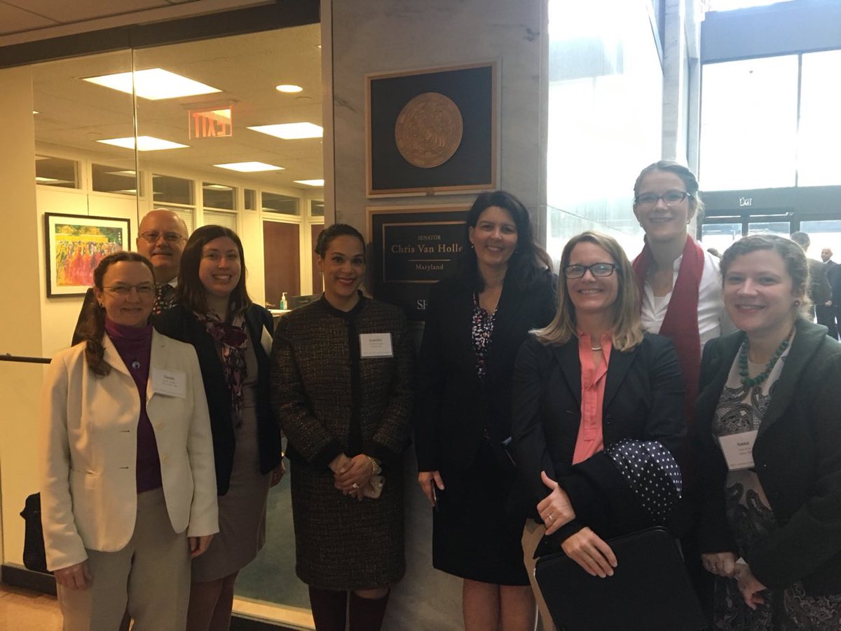 Sandy10ies's tweet photo. NAFSA Maryland advocates had a great meeting with Sarah Shenning in @ChrisVanHollen ‘s office about making the US more globally informed and globally engaged! #nafsaAD #advoc8 #WelcomeToSucceed #SimonStudyAbroadProgram https://t.co/kX2B05APHR