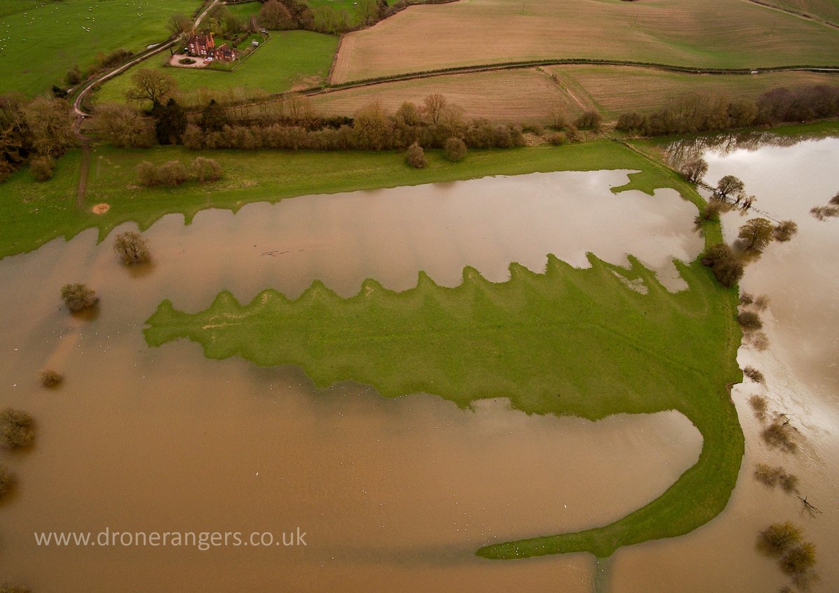 vshropshire's tweet photo. Images from the Virtual Shropshire drone over the River Seven in flood near Leighton and Buildwas Abbey today. https://t.co/I2adoDCk2q  @Incythedrone https://t.co/WVaWfEYcWu
