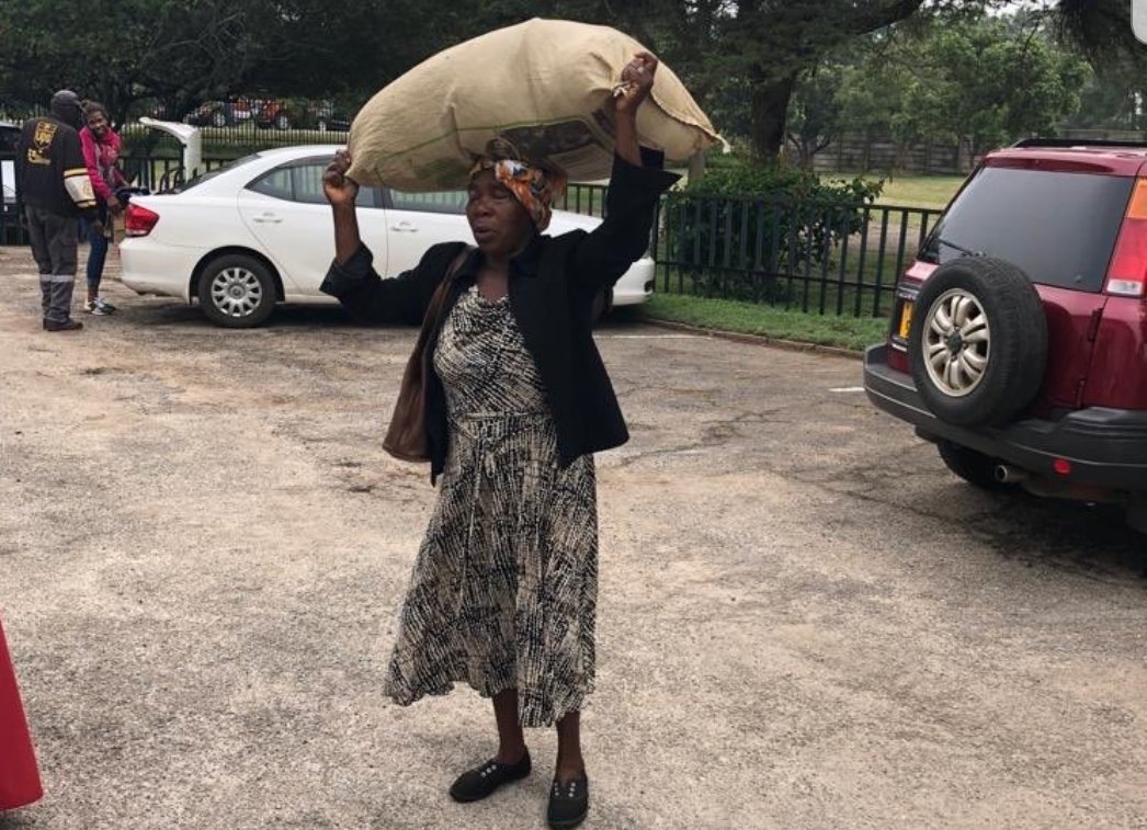 GamufromZim's tweet photo. She is one special  GOGO 😘😘.. I am looking  for GOGO ..if anyone has her number or address  please please DM me.. https://t.co/y33c1yOU4g