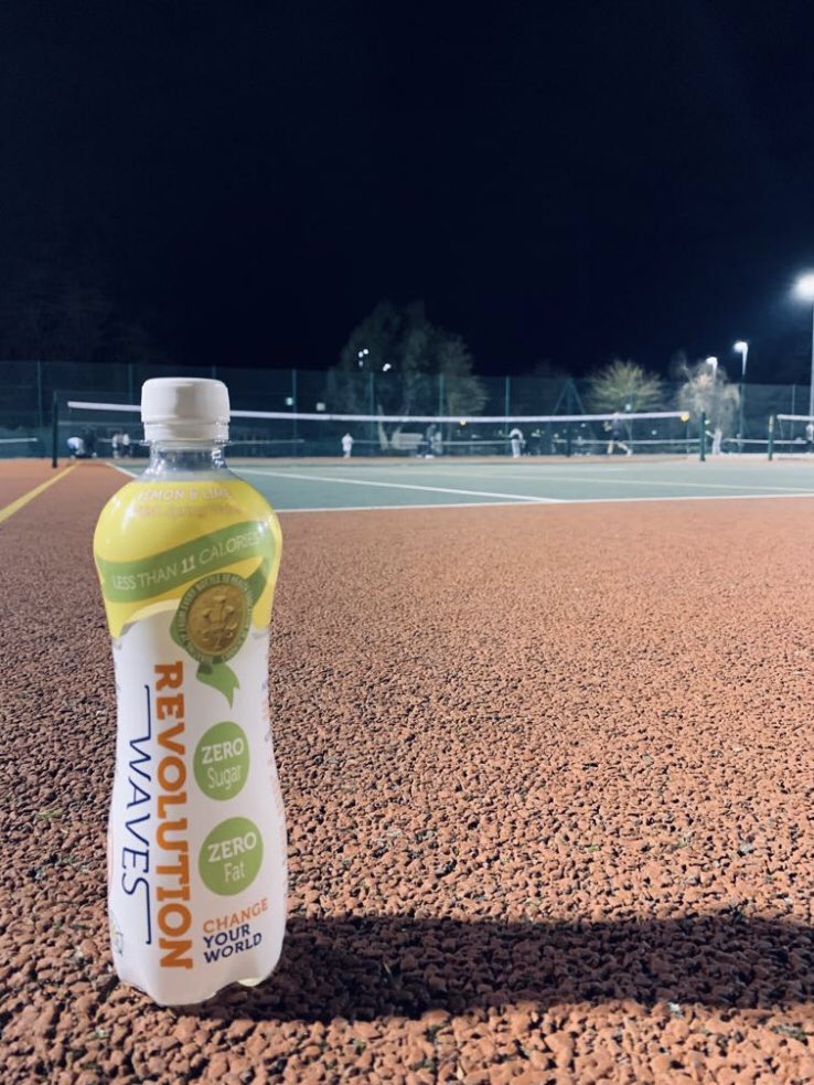 RevolutionWaves's tweet photo. 🎾🎾🎾 https://t.co/fcHfrQelDd