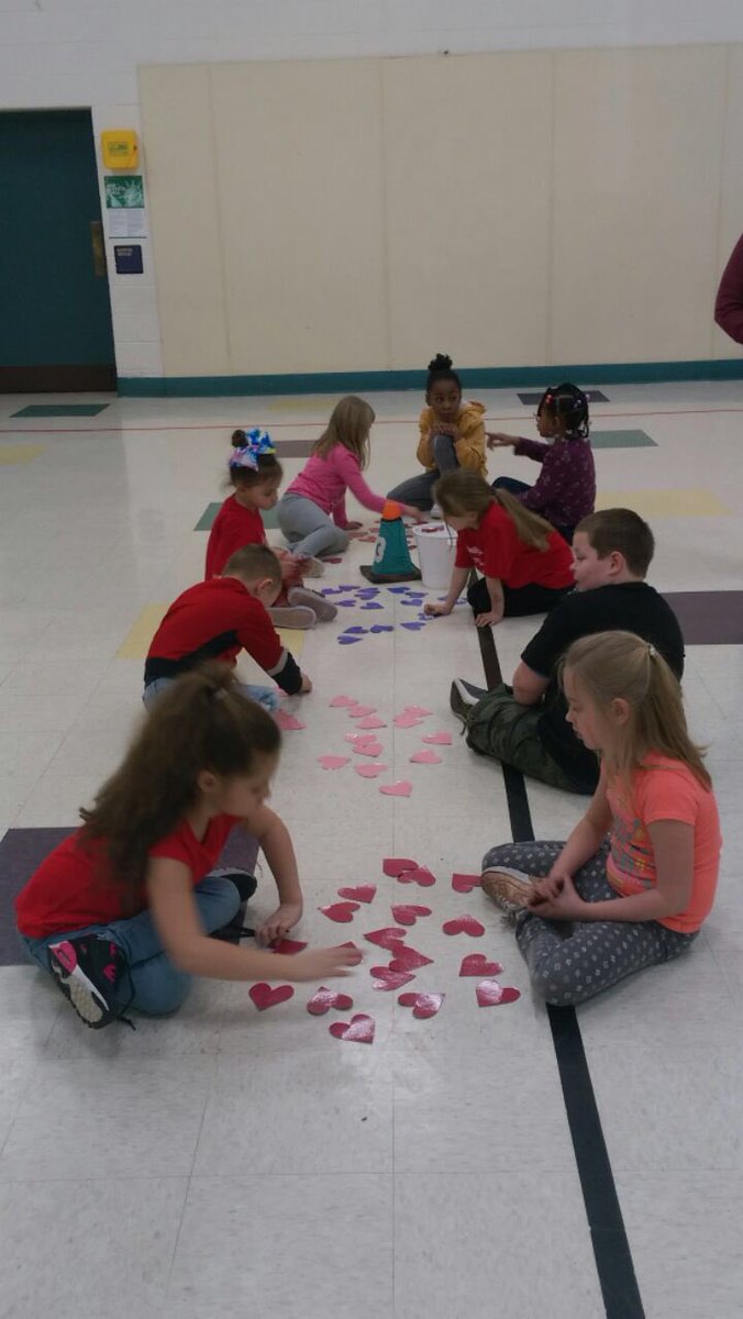 WManorCSD's tweet photo. Roadrunners enjoyed their Kids Heart Challenge today! Good job to our specialists for helping our students meet their challenge! #wmroadrunners #powerofwecsd https://t.co/Di4hR2sr3T