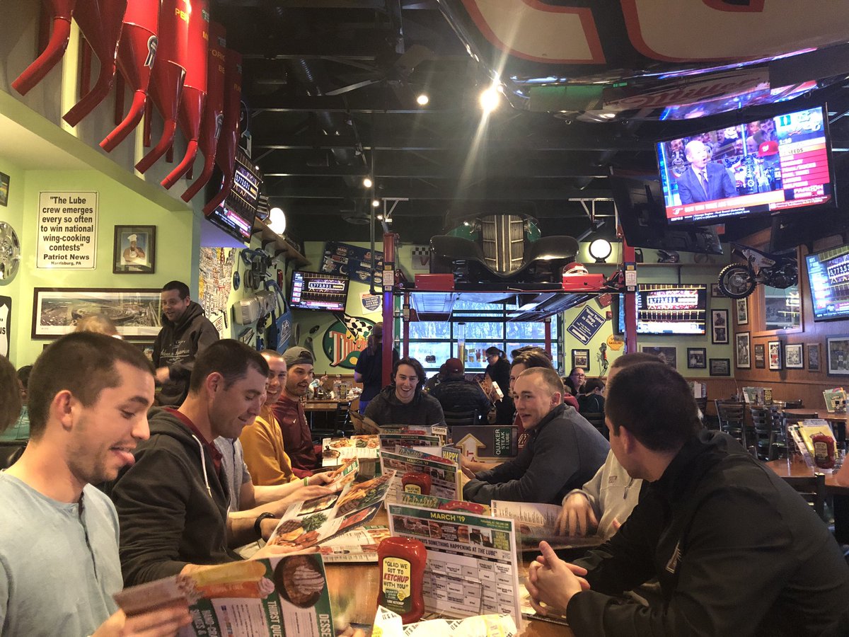 LafayetteMLAX's tweet photo. A trip to bowling alley and dinner with our seniors yesterday ✅

#Brotherhood #DMGB #Rollpards https://t.co/Nv2bIKg2lL