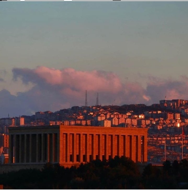 Başka şehirde yaşıyor olsam bende kıskanırdım şu güzelliği💜