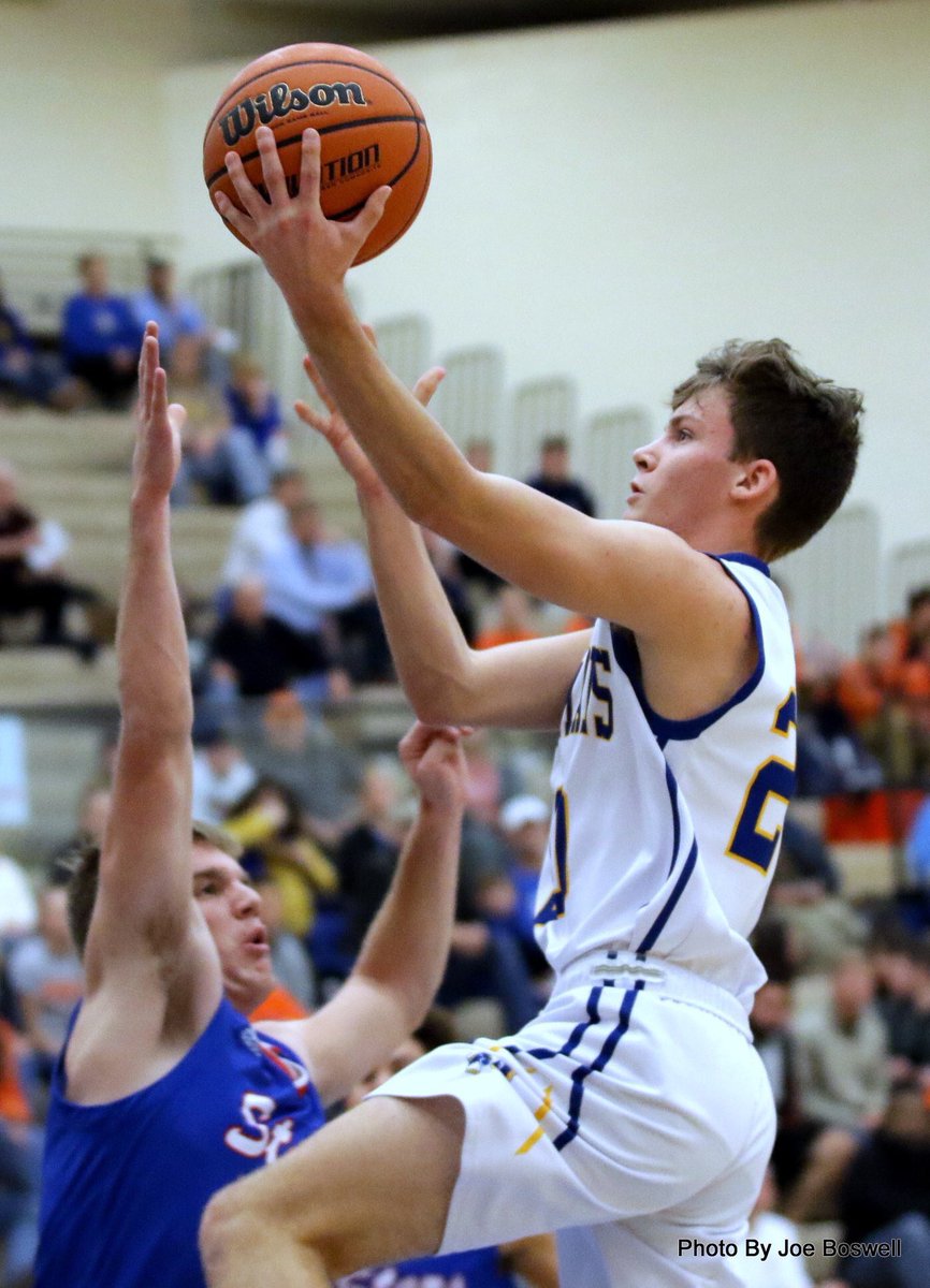 Congratulations to <a href="/willkellerman13/">Will Kellerman</a> for receiving 2019 IBCA Academic All-State Honorable Mention honors. 3.91 gpa and ranked 22 of 153 students while playing THREE varsity sports for <a href="/CHSAthenians/">CHS</a>.  <a href="/CvilleBB/">Cville Basketball</a>  #EarnEverything
