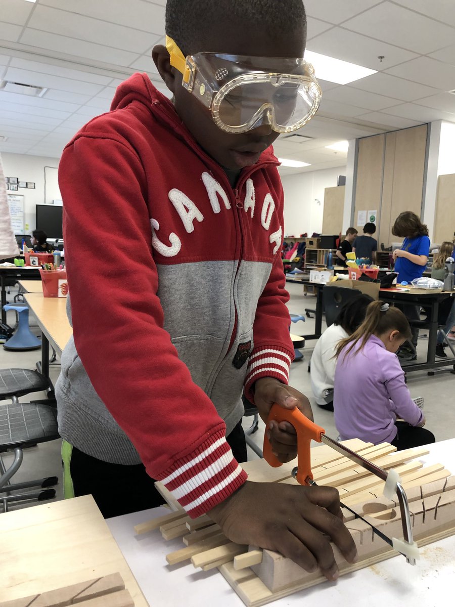 cbedrb's tweet photo. Exploring with the design process in grade 4! Learning all about perseverance through prototypes and re-designs #futureengineers #Drbs https://t.co/phD7G7kDOs