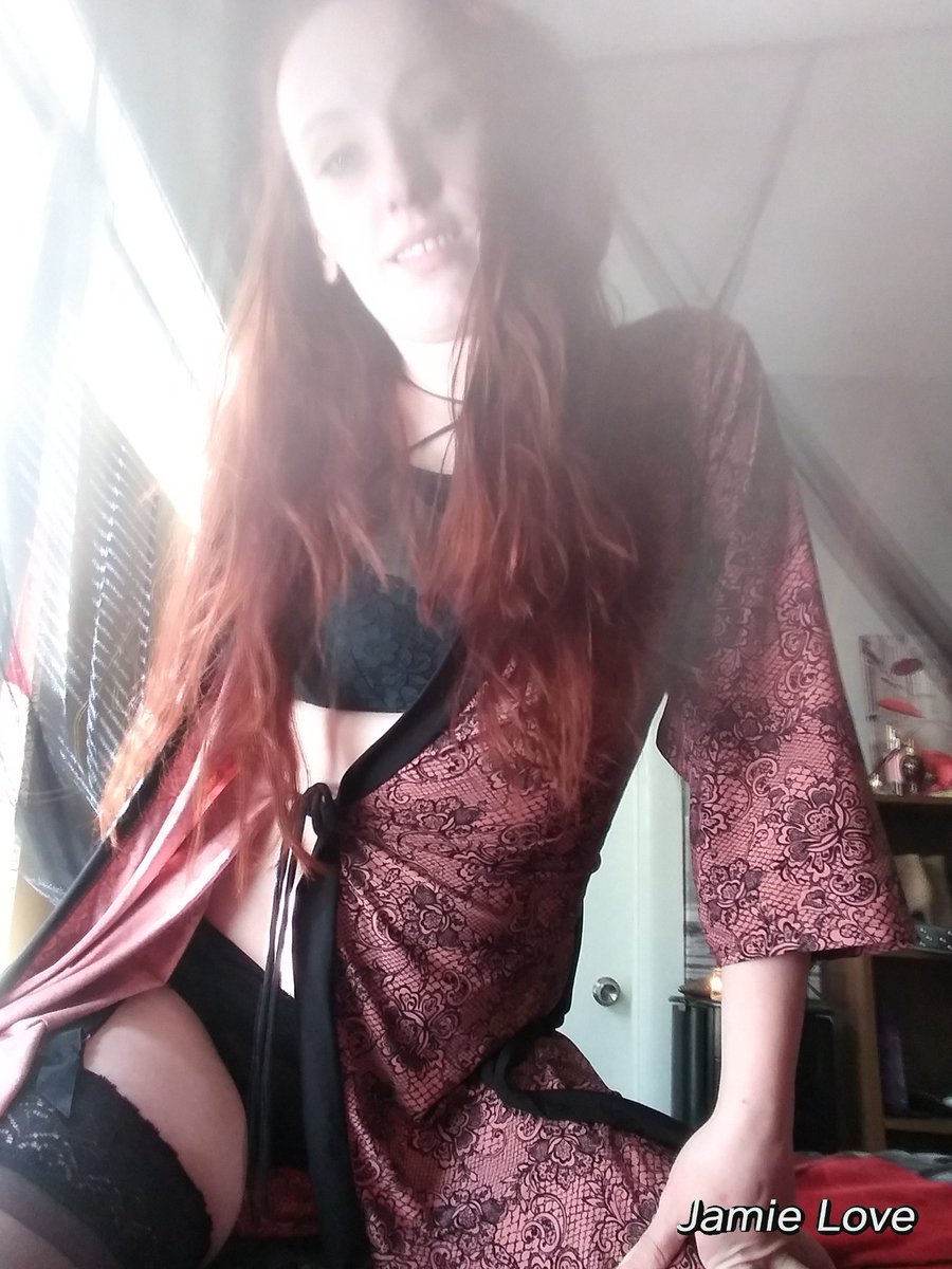 JamieGibsonStar's tweet photo. I am making a daily conscience effort to be the best person in all areas.... Mind, body, soul.... In my companionship life and in my personal life. Life is TOO short. (Unedited selfies) #AvailableToday #ChicagoIncall #PortagePark https://t.co/A9fjpdFp30