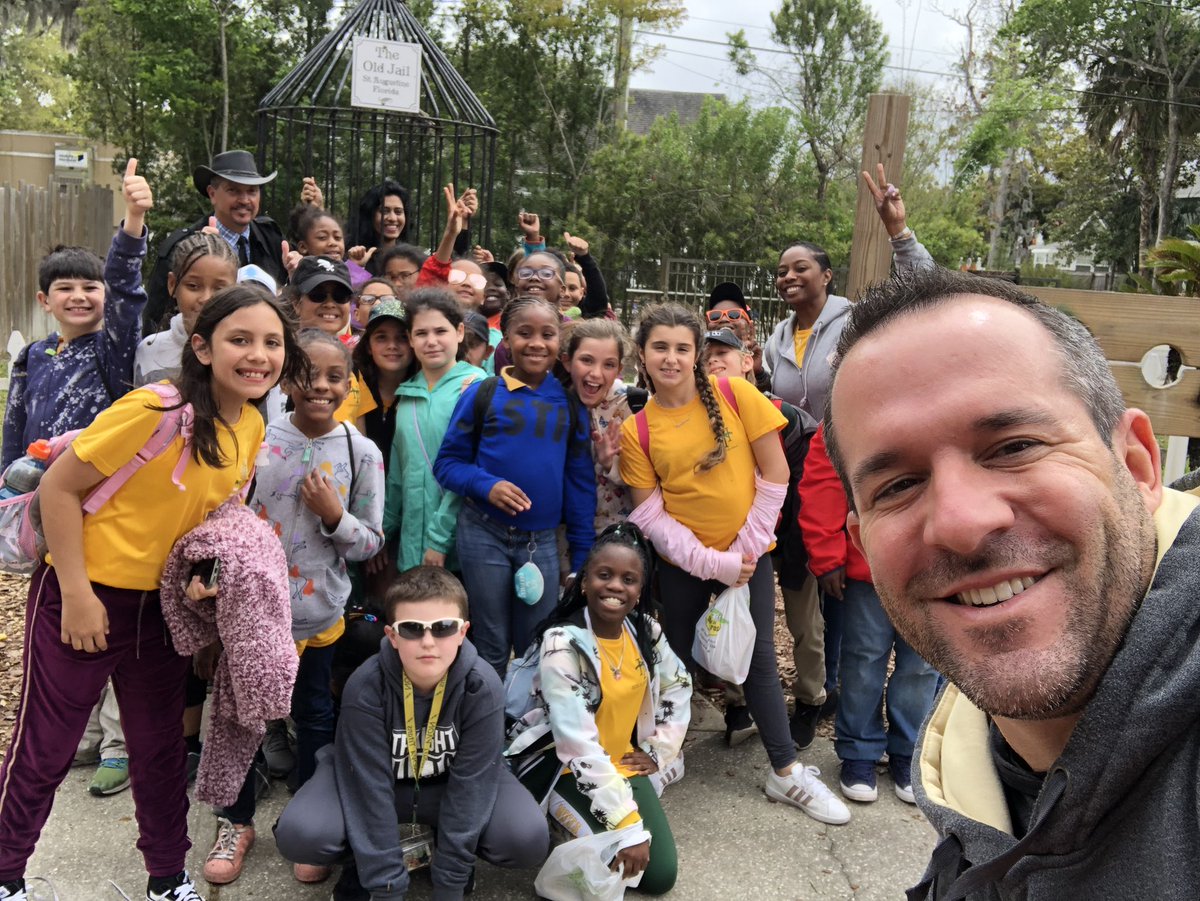 This could be the ultimate “tweet!” It is <a href="/batool_attiya/">Attiya Batool</a> in a cage during <a href="/NBFelem/">Nova Blanche Forman</a> tour of the #OldestJail in #StAugustine. #TweetTweet #KnowNova #tlap #LeadLAP
