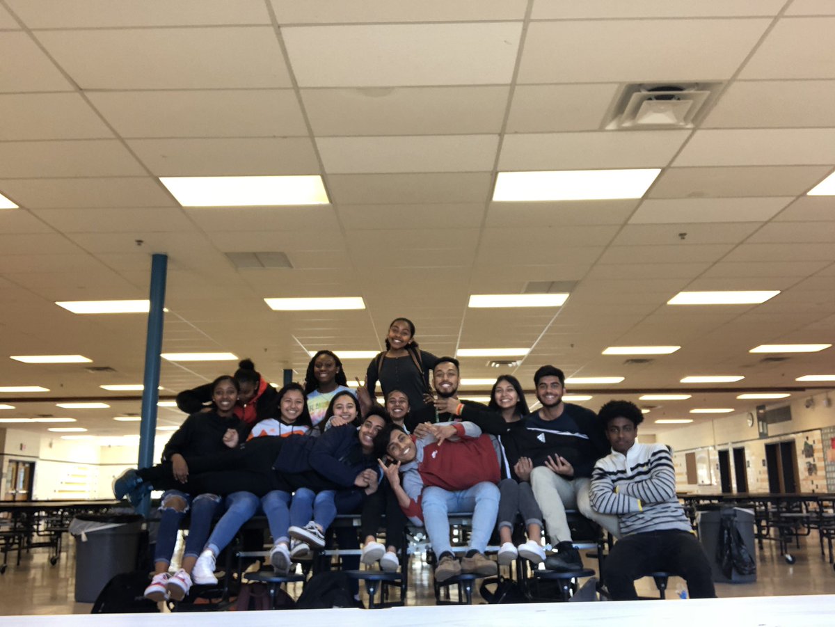 HayfieldMUN's tweet photo. Slight prep for TechMUN🤩 #MUNISFUN https://t.co/51yUdpoB8I