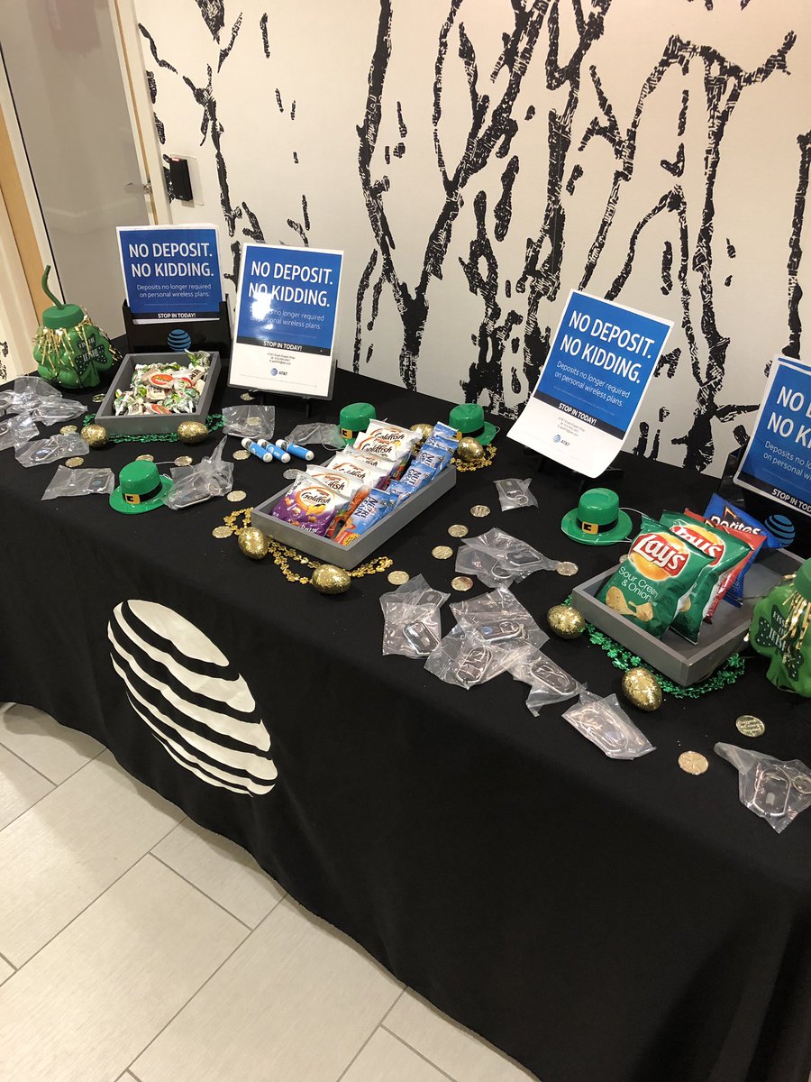 joety22's tweet photo. We are downtown Baltimore in the Mt. Vernon District at 611 Park Ave Apartments MDU Event. #MobileEvents #StoreOn4 @MillyMil702 @geauxlego @404girl @shelley7726 @shaytera2 @Brittan94307132 @dparkatt @GigiWingz @Dp456mParker https://t.co/jiHGGPLo8q