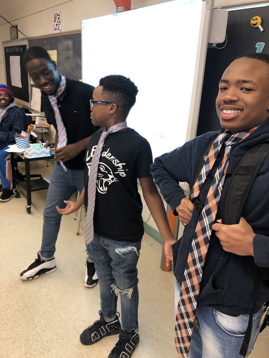 DrHobbsLeads's tweet photo. #LEEders have to know how to dress and tie a necktie! Our young men were excited to accomplish this task today! @_EBLMS #LEEdership #dressforsuccess https://t.co/P1zc96W883