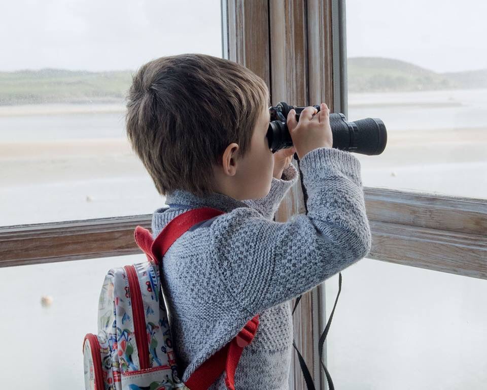 PadstowLobster's tweet photo. Hmm what can we spot on the gorgeous Camel estuary? Come and find out during our mini marine biologist event starting April 7th until 26th April, 11am - 3pm! https://t.co/V4uDUvGPHt