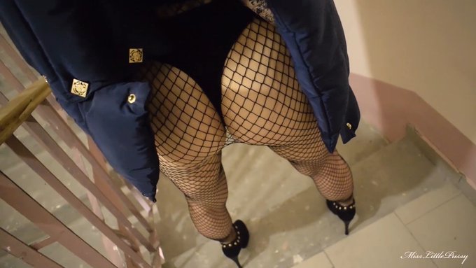 What&rsquo;s new?! New video on @modelhub 🥰💋   https://t.co/RbSXrzI9TQ https://t.co/HDayZiWBeQ<a class="tags" target="_blank" title="On Twitter" href="/?out=eyJ0eXAiOiJKV1QiLCJhbGciOiJIUzUxMiJ9.eyJpYXQiOjE3MjI5NTIwMjEsImlzcyI6InR3cG9ybnN0YXJzLmNvbSIsIm5iZiI6MTcyMjk1MjAyMSwiZXhwIjoxNzU0NDg4MDIxLCJyZWRpcmVjdF91cmwiOiJodHRwczovL3R3aXR0ZXIuY29tL21vZGVsaHViIn0.05eg8_YcfKR9SmGx_cr9eLHKcYqvFjwLM3nL8-ujRHV1oPXDXUxzDB_YO4Tx1_fjA5WeDbEWTjJcZOocu5-7iQ">@modelhub</a>