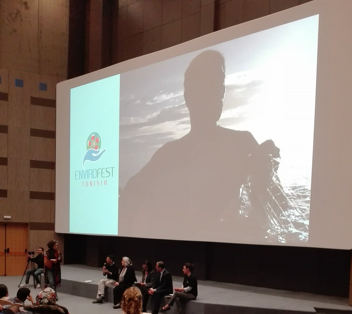 GhadaJaballah's tweet photo. Thanks @EnviroFest for the great film and discussion ... so much food for thought! Looking forward to the rest of the programme #envirofest #Tunisia https://t.co/eitBbTcwDv