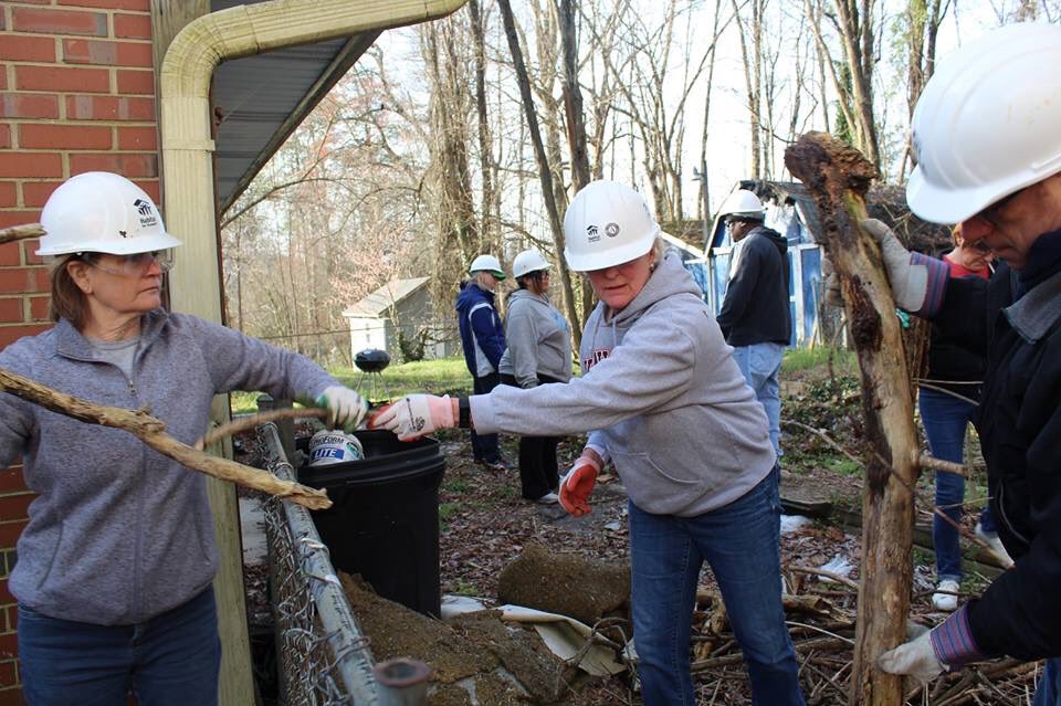 HabitatForsyth's tweet photo. Thank you @TeamDepot for your support in the @Habitat_org #RepairCorps program. Together we’ll serve those who proudly served our country.
Huge thank you to @SrServicesIncfor helping us select the family and get the project started for us!! https://t.co/i8UHwbT3Zn