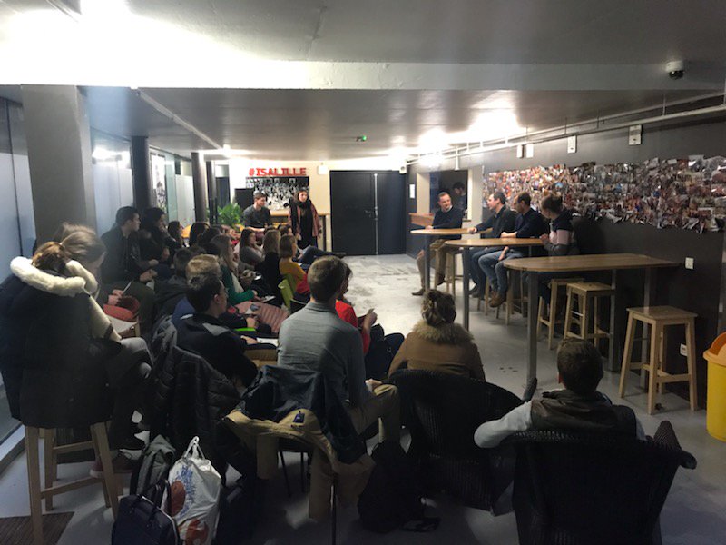 une belle affluence pour notre #aperoreseau sur les métiers de #agriculture 
Merci aux #ingenieurs @ISA_Lille présents pour leur témoignage 👍
Une belle coopération entre #Alumni #ISA et les étudiants 😀🐃🐷🐄🐐🌻🌹🦆🚜
<a href="/AIISALILLE/">AI ISA Réseau Alumni</a> @yncrea_hdf <a href="/FranceAgricole/">La France Agricole</a>