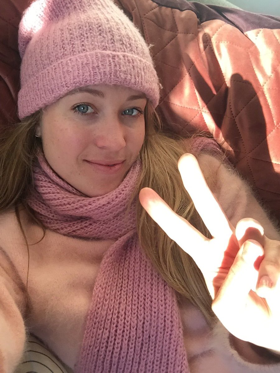 Apparently I’ve got a pink theme going these days! 🎶 Pink is my favorite crayon 🎶 (Who knows which song that lyric is from? I has a pretty awesome video too!)