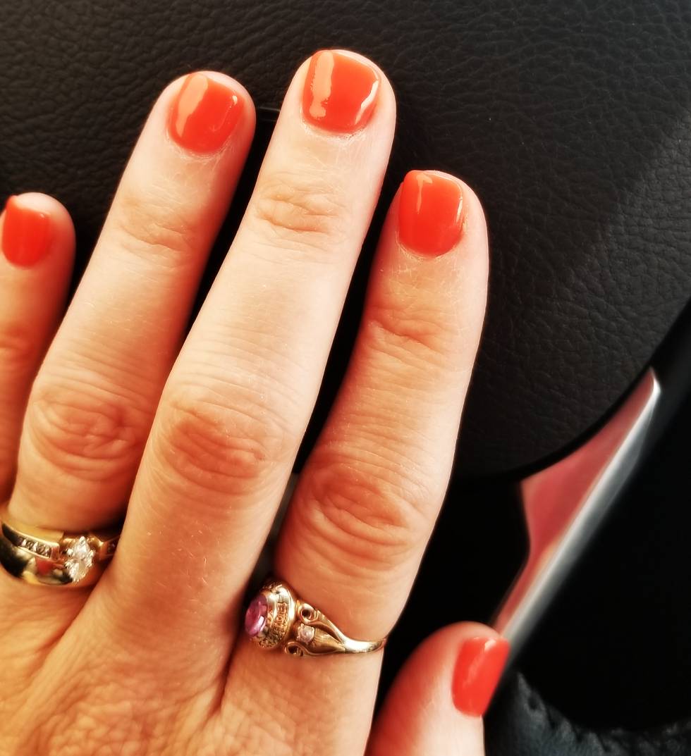 nextstoplolipop's tweet photo. New spring nails. Make a for a Happy Loli! #finallyspring #colors #makesyouhappy https://t.co/gaITMqvvK6