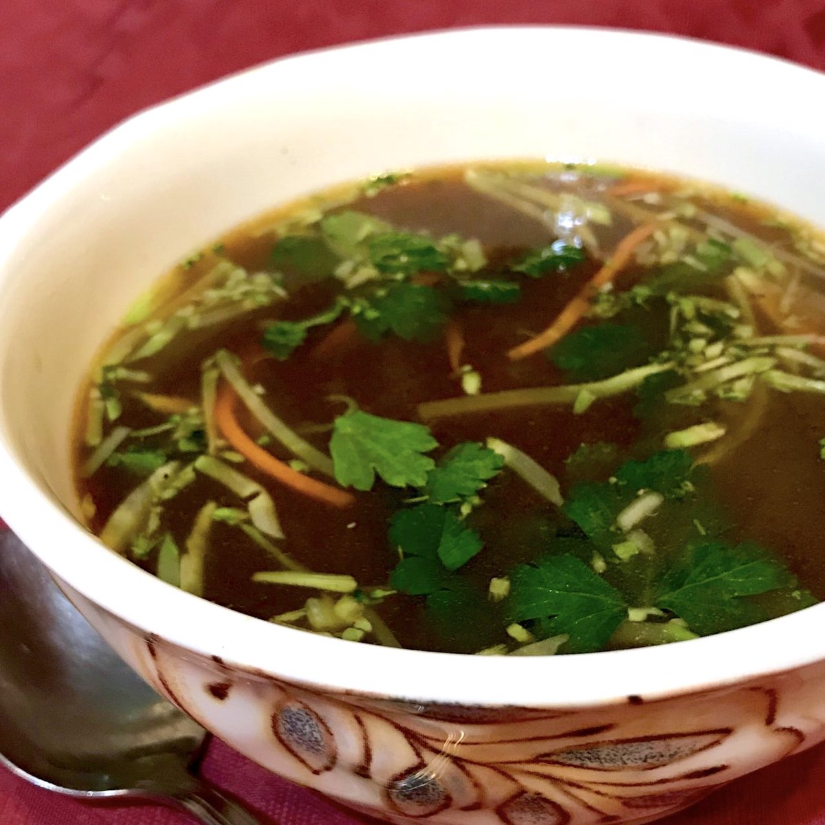 kolfoods's tweet photo. Our delicious chicken &amp; beef bone broths are back in stock &amp; they're #kosher for #Passover!

https://t.co/9k3BcknJPm

#pesach #jewishholiday #seder #bonebroth #koshersoup #soup #chickensoup #chickenstock #sustainablemeat #glattkosher #pasturedmeat #grassfed #kolfoods https://t.co/8Xk5JCobpn