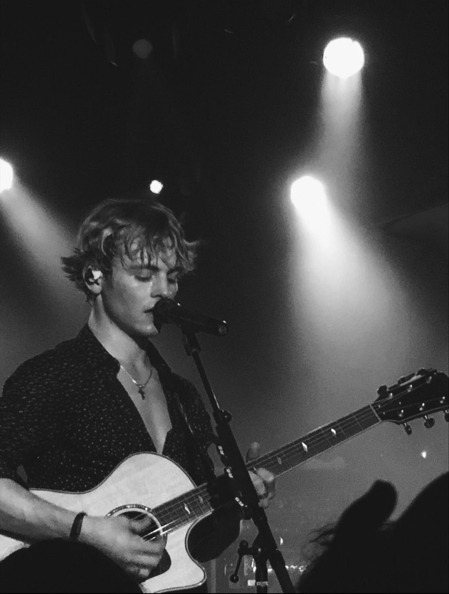 bestpicofross's tweet photo. 🖤 https://t.co/lM66iCr15g