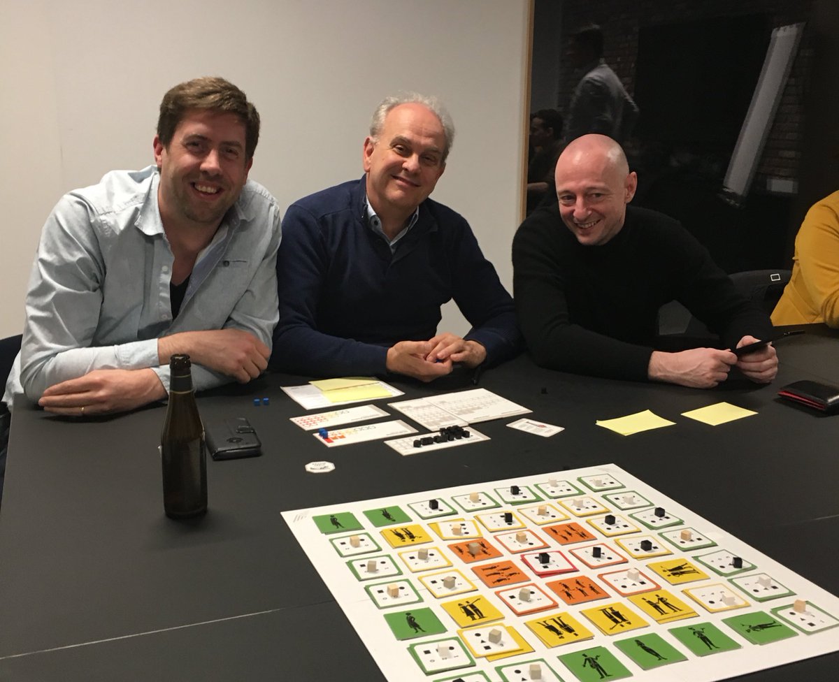 schip_gent's tweet photo. The winners of #PlayingLean game today, congrats for the successful strategy! @ErwinTollenaere @jawndotnet @johan_tre @bartvda7 @biserasavoska @WHL_P @jorisswinnen @bertheymans @DigitalGert @playinglean https://t.co/u24gTh52b6