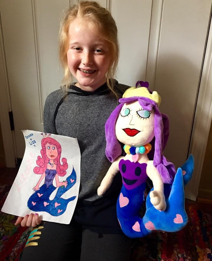 BudsiesToys's tweet photo. Brooke & her older cousin Liza drew this mermaid. They named the plushie Lizooke which is a mixture of Liza & Brooke. Cousinly love at it's best!
#budsies #budsie #mermaid #imreallyamermaid #mermaiding #mermaidlife #cousins #cousingoals #plushie #customplush https://t.co/ywTDZPi1VH