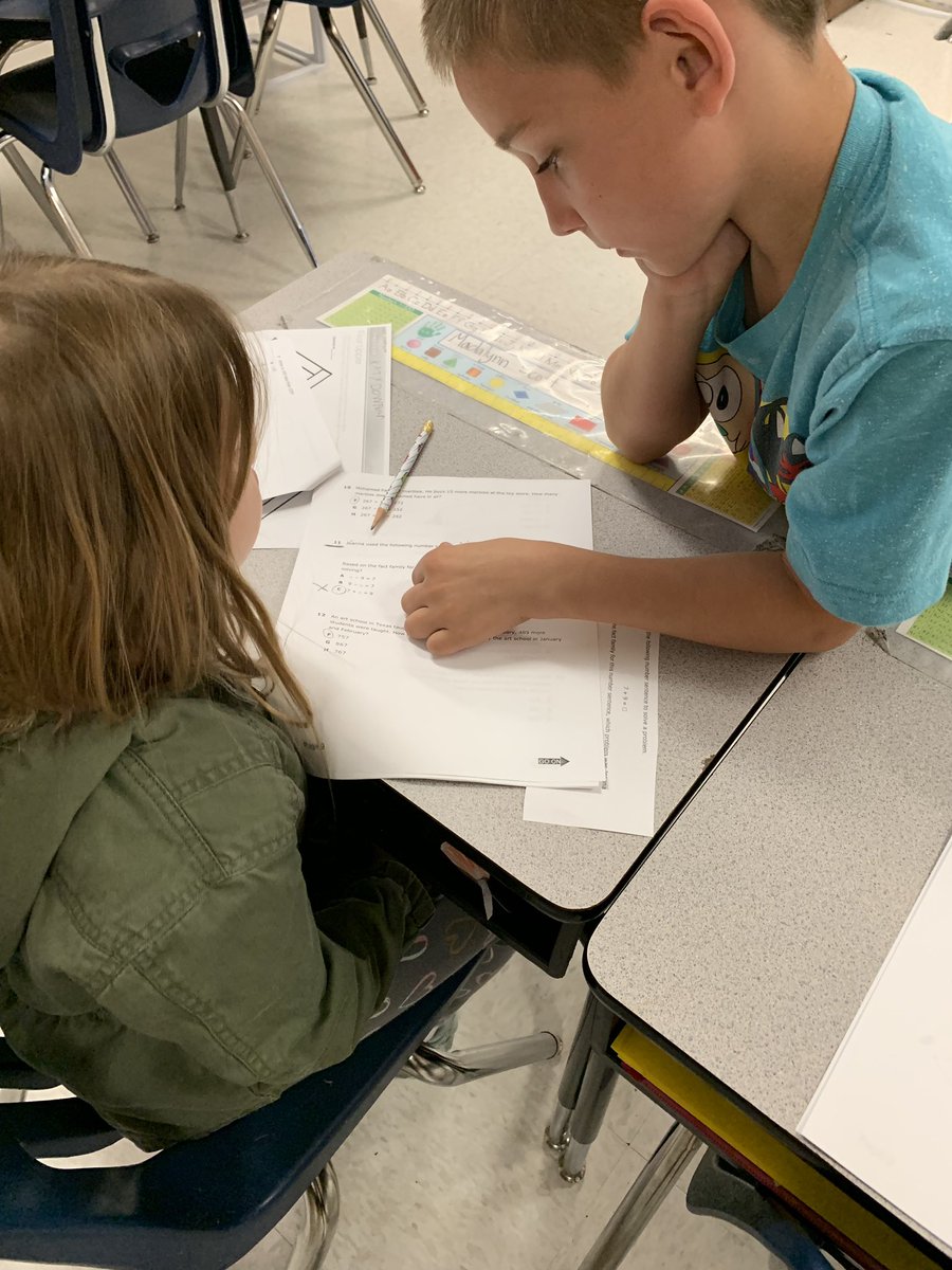 schoonoverLISD's tweet photo. Learning from our mistakes using the #FixerUpper strategy from @lead4ward! #gobeyondLampasas #gearingupTCE @LampasasTCE @LampasasISD https://t.co/SLKm2jXSDa