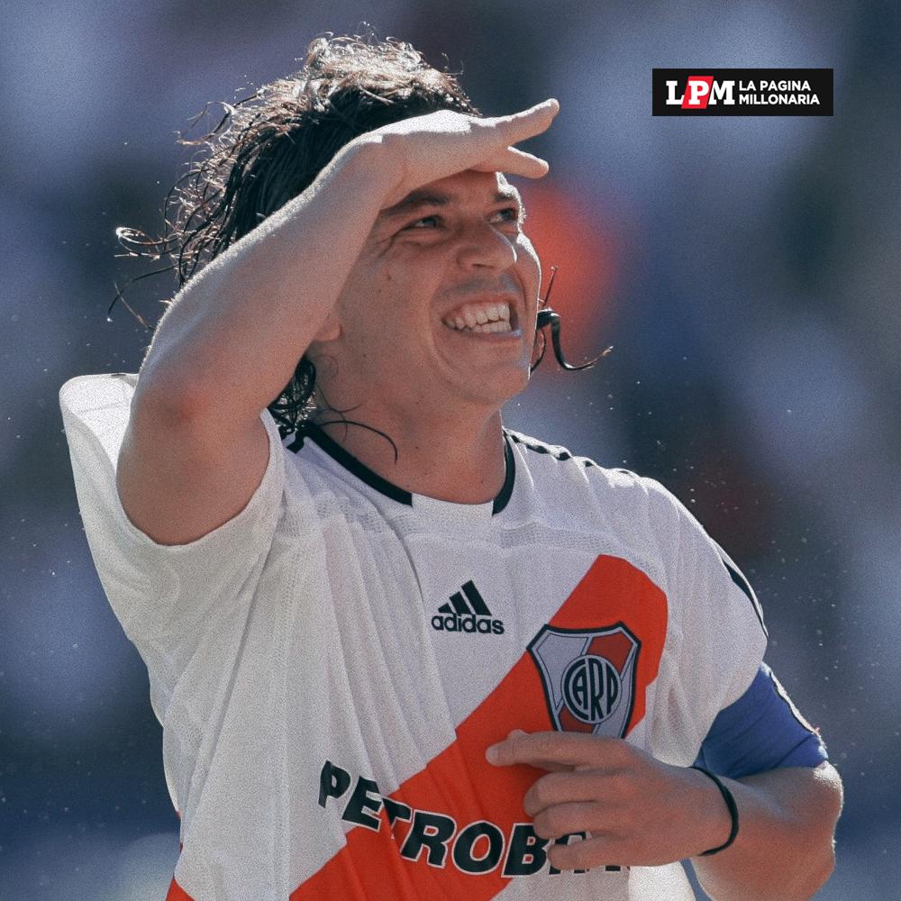RiverLPM's tweet photo. En el 2006, en el 2019. Como jugador, como director técnico. Tu festejo es siempre el mismo y a nosotros nos llena de satisfacción ❤😍 #River #Gallardo https://t.co/z7aTgMO5d9