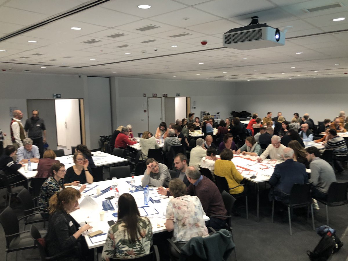 MargotCloet's tweet photo. Overdonderd #eerste avond van de zorg #beklijvende discussies #de oogst zal er zijn #9 mei 2019 @zorg_aanzet @ZorgnetIcuro  en alle partners! @AZSintMaarten dank voor de ontvangst https://t.co/lTmixz0MSf