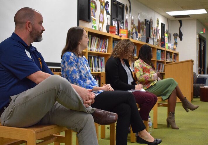 PENCIL4Schools's tweet photo. A morning well spent with more than 20 community members and @ZooSchoolMNPS students/staff for our #DiscoverMNPS event!

Thanks to the students, @drlewisCROFT and our #PENCILPartner panel, we were able to witness and hear more about some of the amazing things happening at Croft! https://t.co/yy0Sm3lx4V
