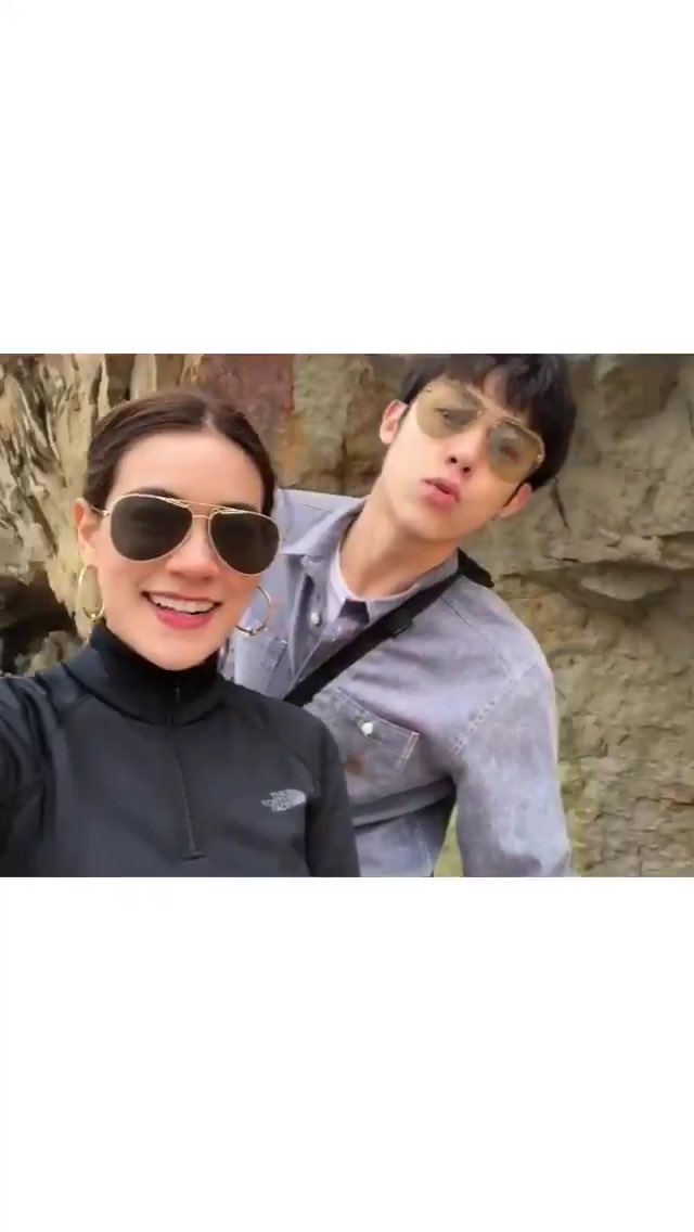 yaurassayas's tweet photo. Happy ย้อนหลังนะคะพี่ชายย เราเกิดต่อกัน ยกเว้นปีเกิดด ขอให้พี่มีความสุขมากๆนะคะ ละครเปี้ยงๆ รูปคู่เราเริ่มถดถอย เอารูปนี้ไปเเทนละกันน 🤣🤣 เลิฟยูวววววน้าาา :) @MarkS_Prin https://t.co/KImdqwFJTk