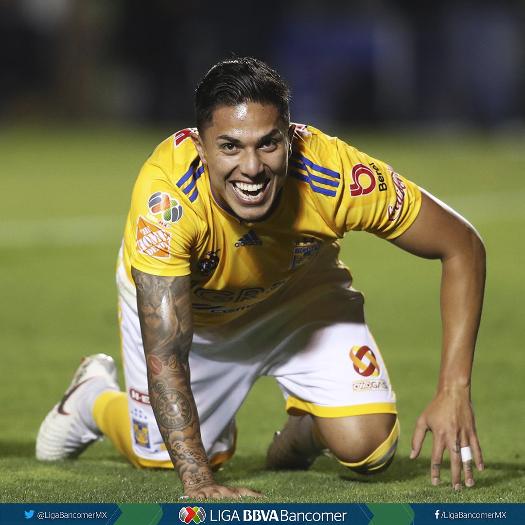 ¿Sabías Qué? 🤓
El defensa Carlos Salcedo hizo su primer gol como jugador de los Tigres y apenas el segundo que anota en 62 partidos en la liga mexicana; sólo había marcado con Chivas ante Monterrey, el 2 de marzo de 2015.
⚽ #SienteTuLiga ⚽#LIGABancomerMX