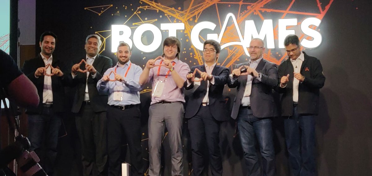 intellimorph's tweet photo. @intellimorph team Alex and Garuka won prices for #automationanywhere #imagine #london #botgames #botgenius #AAImagine https://t.co/Spqc4n6Vyo