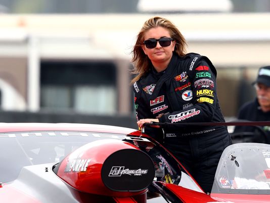 Record-breaking weekend for women at the 50th <a href="/NHRA/">NHRA</a> Gatornationals this weekend, including PEOPLEASE-sponsored driver <a href="/erica_enders/">Kira</a>:
nhra.com/news/2019/reco…
<a href="/EliteMotorsLLC/">Elite Motorsports</a>