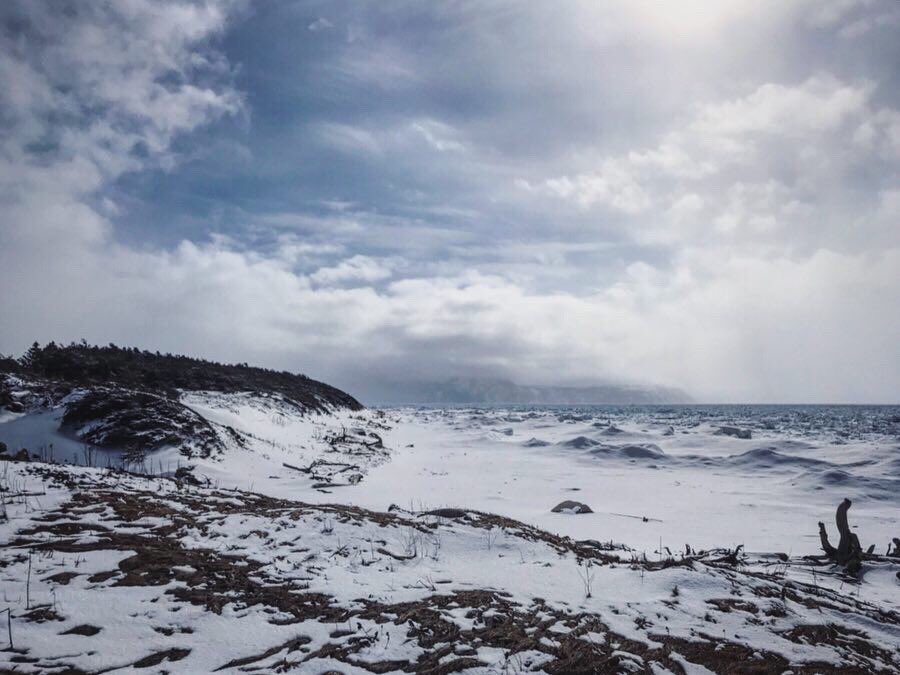 TerraMBarrett's tweet photo. ❄️ Explore NL ❄️

#vikingtrail #route430 #northernpeninsula #gnp #greatnorthernpeninsula #redchairs #parkscanadaredchairs #parkscanada #grosmorne #grosmornenationalpark #westcoastbestcoast #newfoundland #newfoundlandlabrador #getoutside #explorenl #nlwx #frozensea #frozenocean https://t.co/7cdan0O1ZY