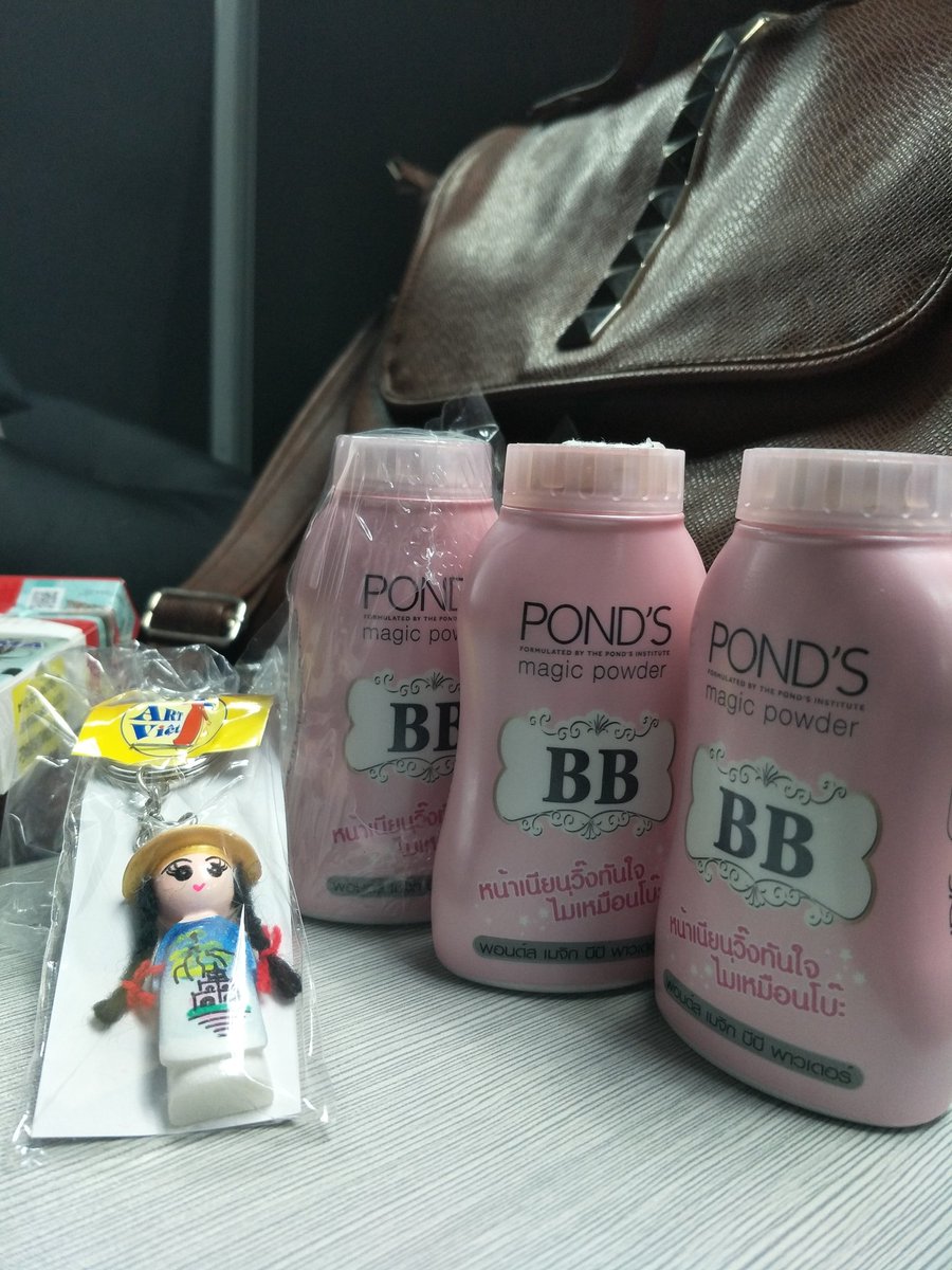 _fatgalnini's tweet image. Pasalubongsts
#ponds #bbpowder