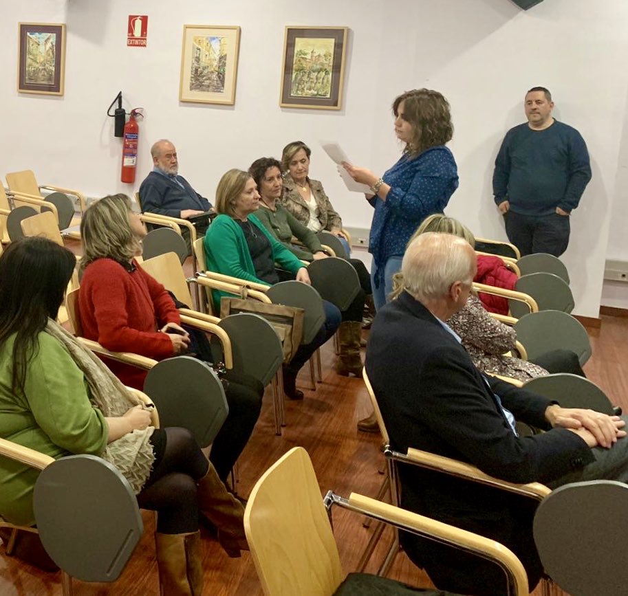 Días de mucha actividad y celebración del #DiaTrabajoSocial2019 . Esta tarde nos hemos visto y compartido las compañeras y compañeros de #cuenca . #trabajosocial @COTSclm @cgtrabajosocial @BienestarCLM @Florentzn