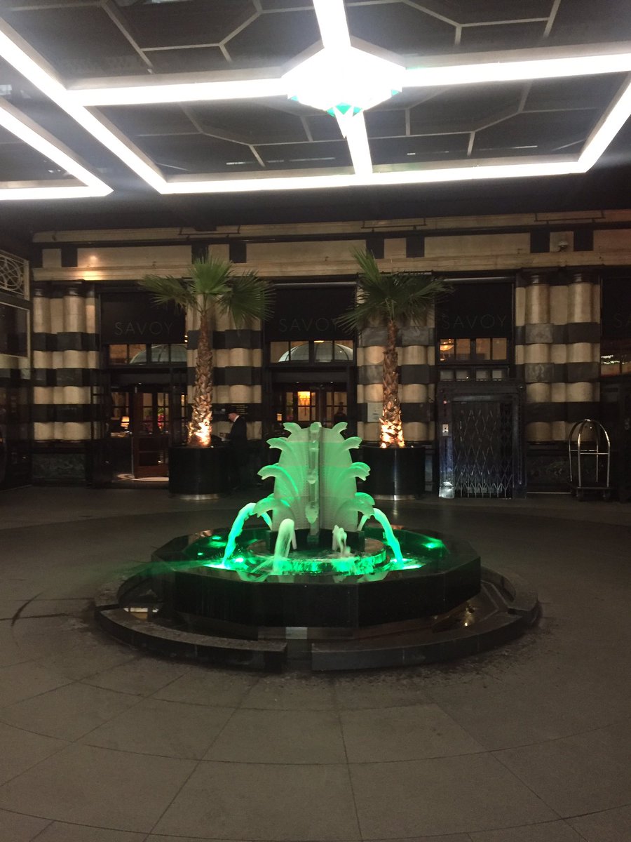 Fab dinner <a href="/TheSavoyLondon/">The Savoy</a> tonight to discuss the industry with <a href="/CITmagazine/">C&IT</a> Great to see @emtothebee too