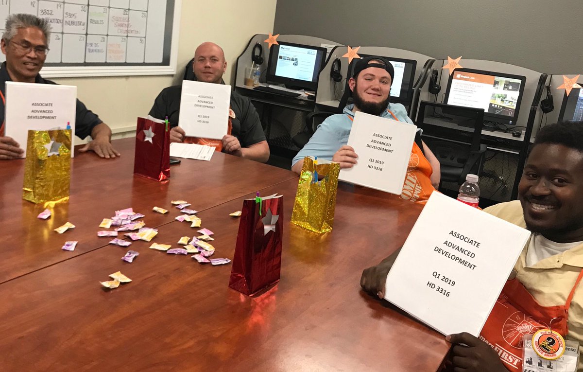 kandb1995's tweet photo. #3316Rocks #AssociateAD #Q12019 Congrats to these associates taking a step towards growing with The Home Depot! ⁦@MLGRIZZ⁩ ⁦@NDeLeon77⁩ ⁦@Hayward619⁩ ⁦@TonjaBarnicle⁩ ⁦@thdsaltarelli⁩ https://t.co/7fDDHH3fC4