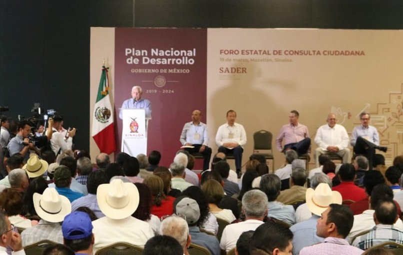 vmva1950's tweet photo. Todo un éxito el 3er Foro de Consulta Ciudadana para el #PlanNacionalDeDesarrollo, en #Mazatlán, #Sinaloa; gracias al gobernador @QuirinoOC y a la sociedad sinaloense por su hospitalidad y entusiasta participación. Gracias equipo @SADER_MEX #PlaneandoJuntas #PlaneandoJuntos https://t.co/ybDQwgYyjX