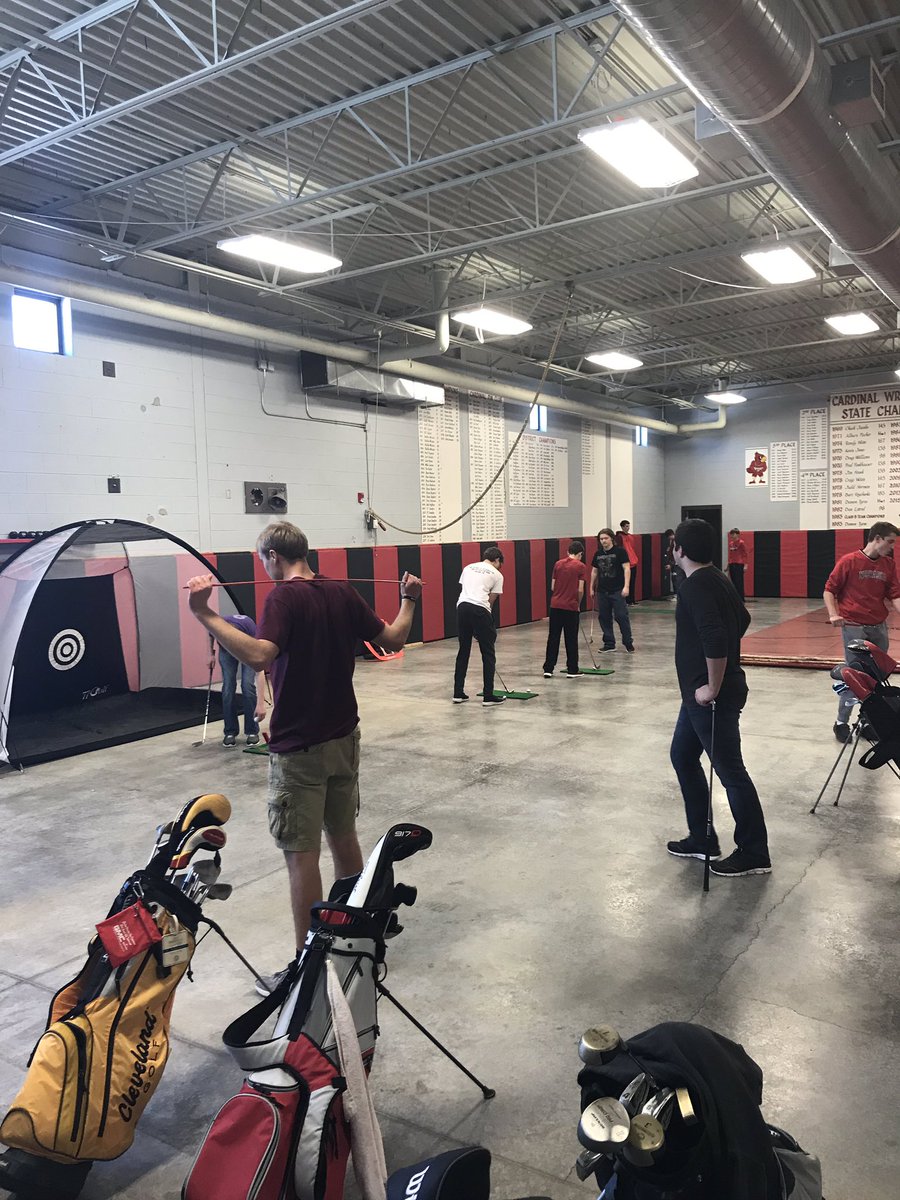 ChadronGolf's tweet photo. Indoor golf practice https://t.co/AAeZq91mmV