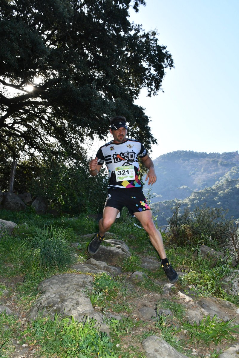 AltoGenal's tweet photo. ANTONIO TORRES Y MARÍA MARTÍNEZ SE IMPONEN EN EL IV #TRAIL DE #JUBRIQUE
@dsanchezmu75 @TrailRNovato @TrailJubrique @malagaguide @runners_es #ValledelGenal #SerraniadeRonda @LigaUltrafondo https://t.co/DMWopuW3A0
