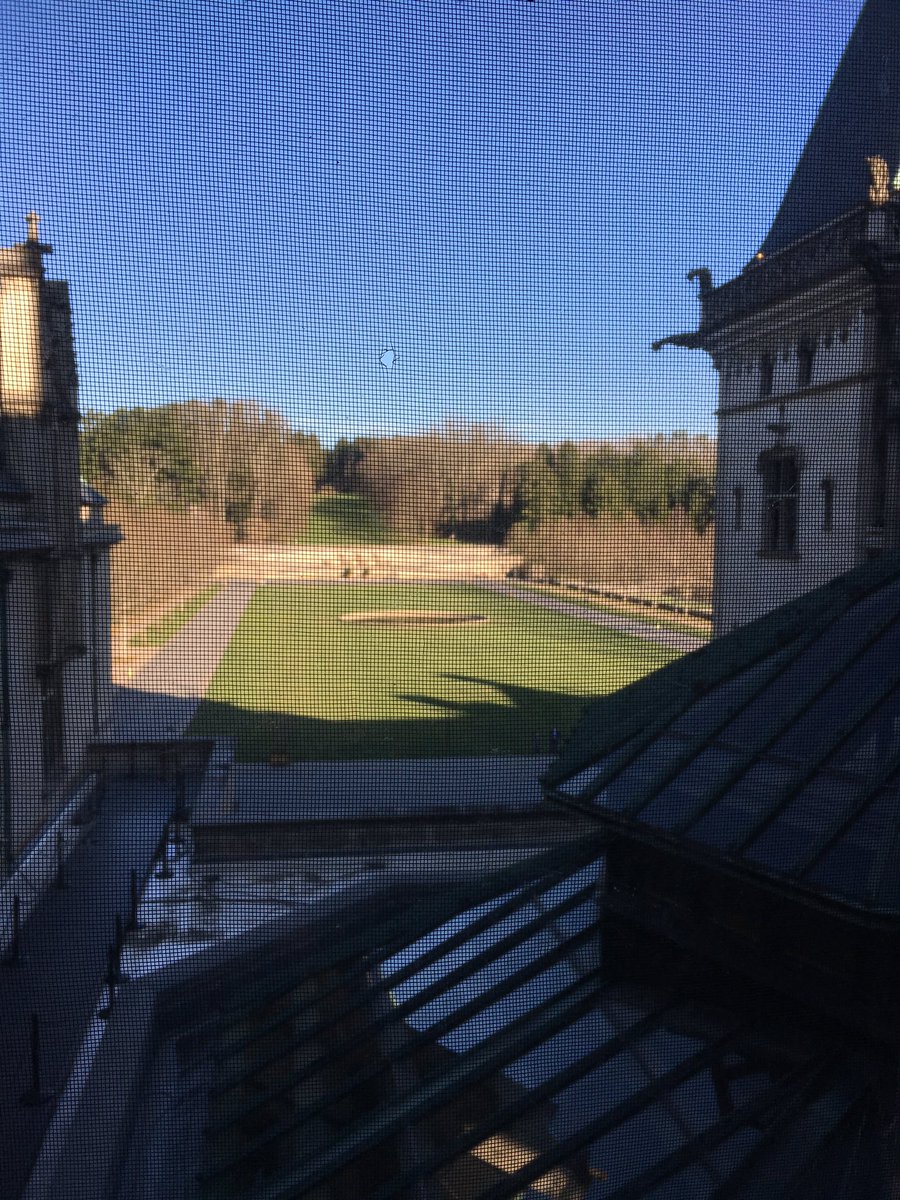 SunFlowerzworld's tweet photo. At the Biltmore House ~guided tour #ResortOpsGlobal #history https://t.co/7QfCja9WDo