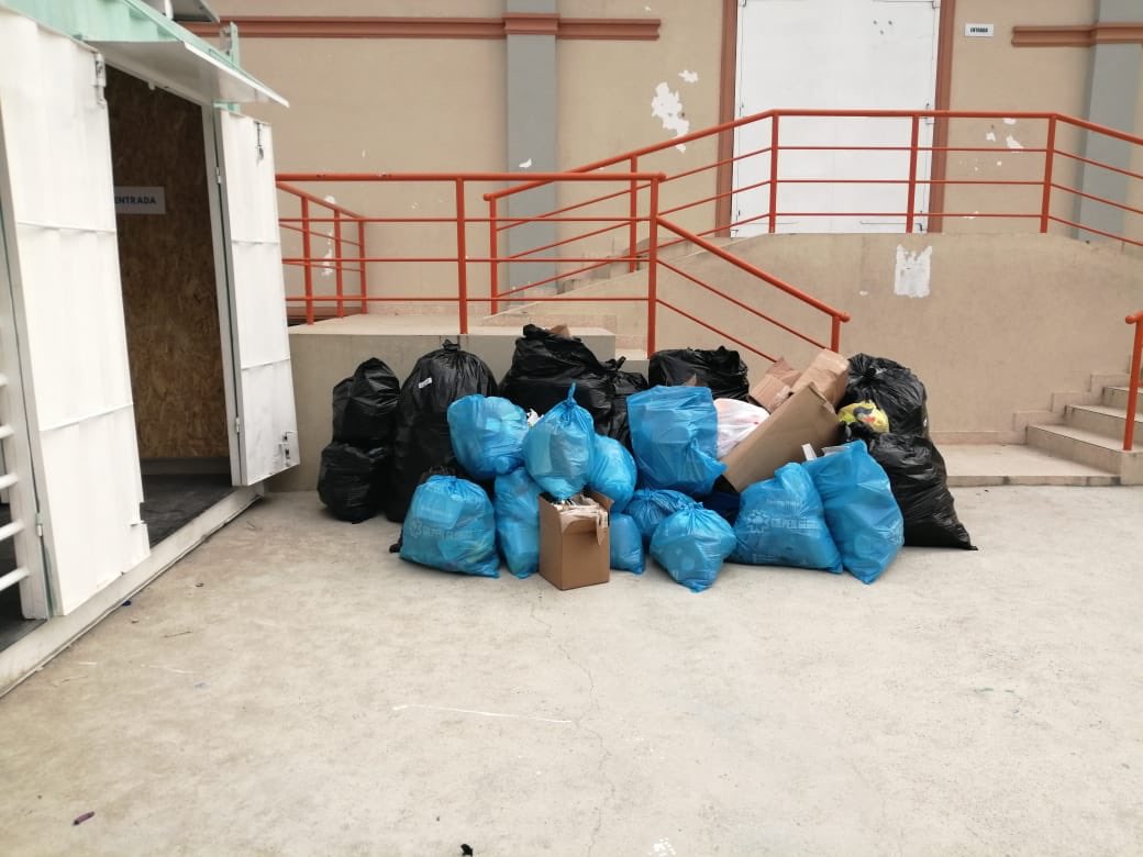 SDLCResiliente's tweet photo. Así Cerramos hoy en el #PuntoVerdeDidáctico de #LosPepines con @AlcaldiadeStgo ¡gracias Santiago!

#SantiagoRecicla  #SantiagoReciclaConElCorazón #SantiagoAvanza #PorUnaCulturaEnReciclaje https://t.co/J0vcPny3E5
