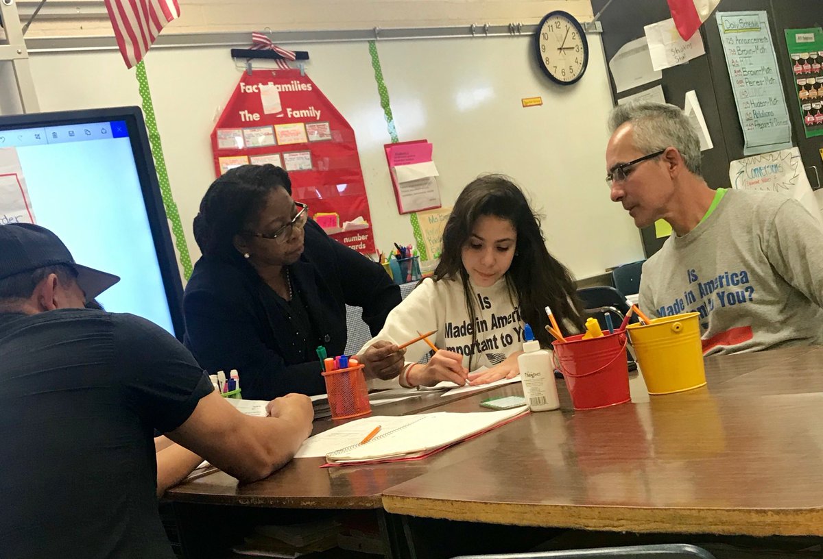 ladyjlbrown's tweet photo. Session 4 Goodman’s Parent Partnership Pilot. Student: I learn better with my Dad here. #Practice, Love and Support = Student Success https://t.co/INAqVsjbgE