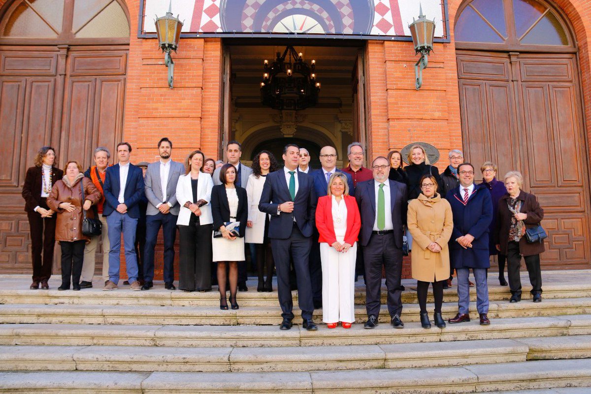 IESClaudioM's tweet photo. El @IESClaudioM celebra su centenario. https://t.co/mtkCrlHucY