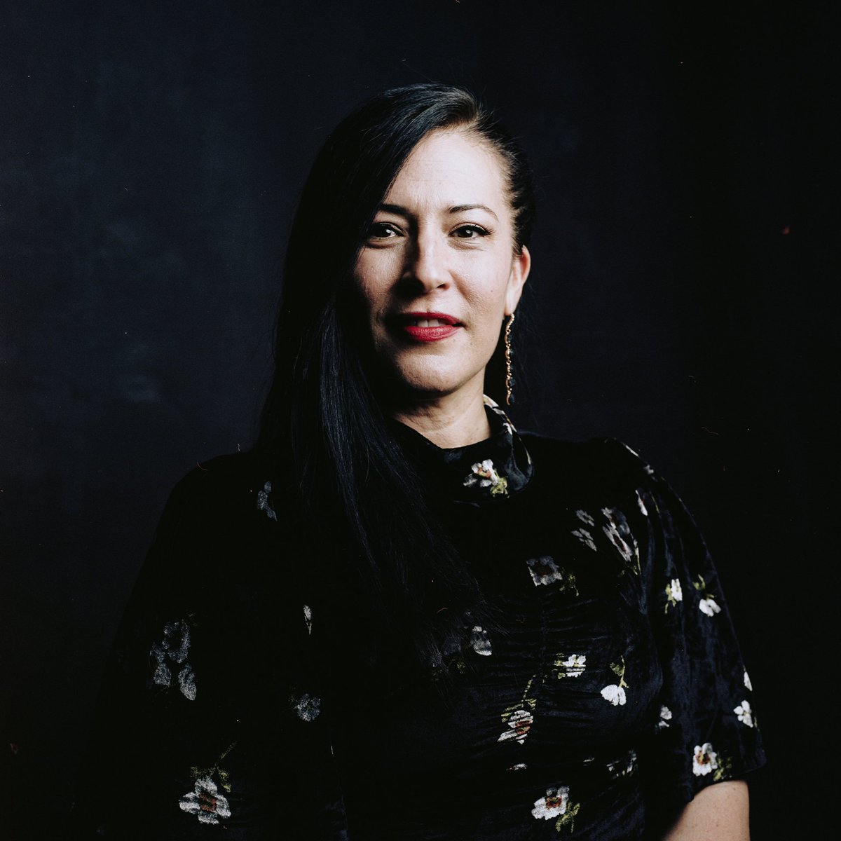 bookcritics's tweet photo. “I made this book with everyone who allowed me to choose the path of art. I have never done anything alone.” @adalimon on winning the NBCC Award for Poetry for her collection, The Carrying (@Milkweed_Books) 📸: Paper Monday #nbccawards2019 #adalimón #thecarrying https://t.co/BhGZSqMocQ