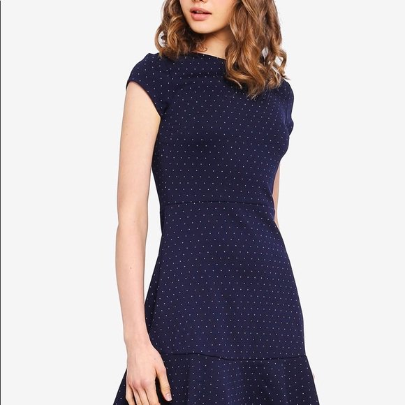theboschlady's tweet photo. So good I had to share! Check out all the items I'm loving on @Poshmarkapp #poshmark #fashion #style #shopmycloset #modref #gap: https://t.co/XME4jtIBzA https://t.co/NCVf4UZLhS